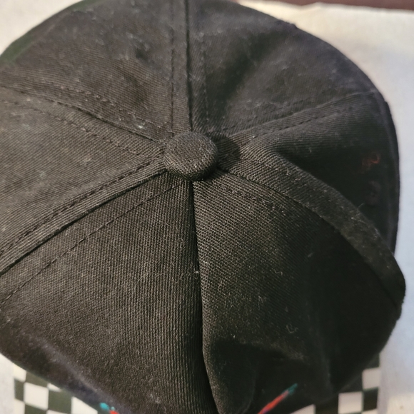 Hat - Picture 2 of 5